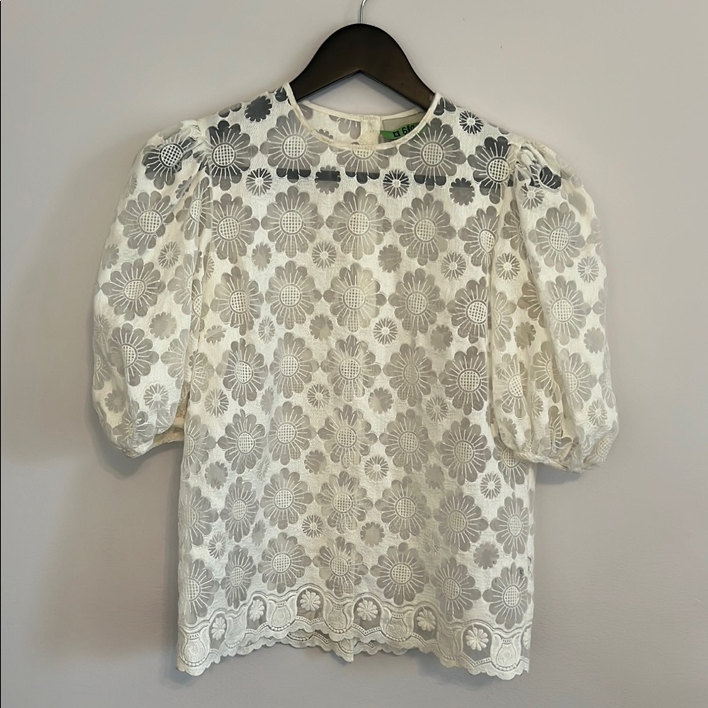 Yune Ho Lace Puff Sleeve Top and Skirt